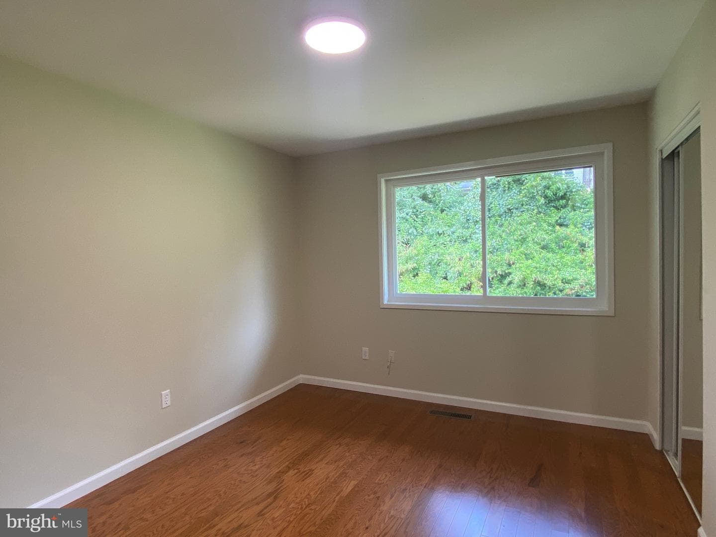 10104 Fair Woods Drive photo 10