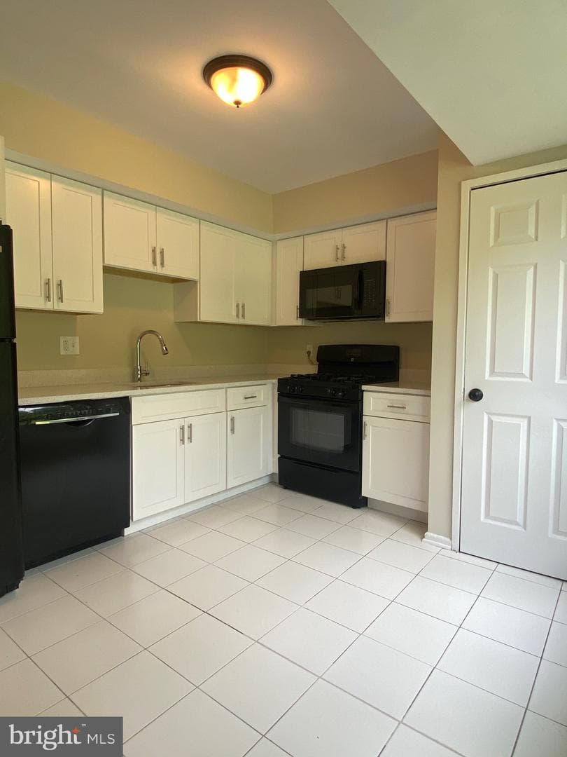 10104 Fair Woods Drive photo 4