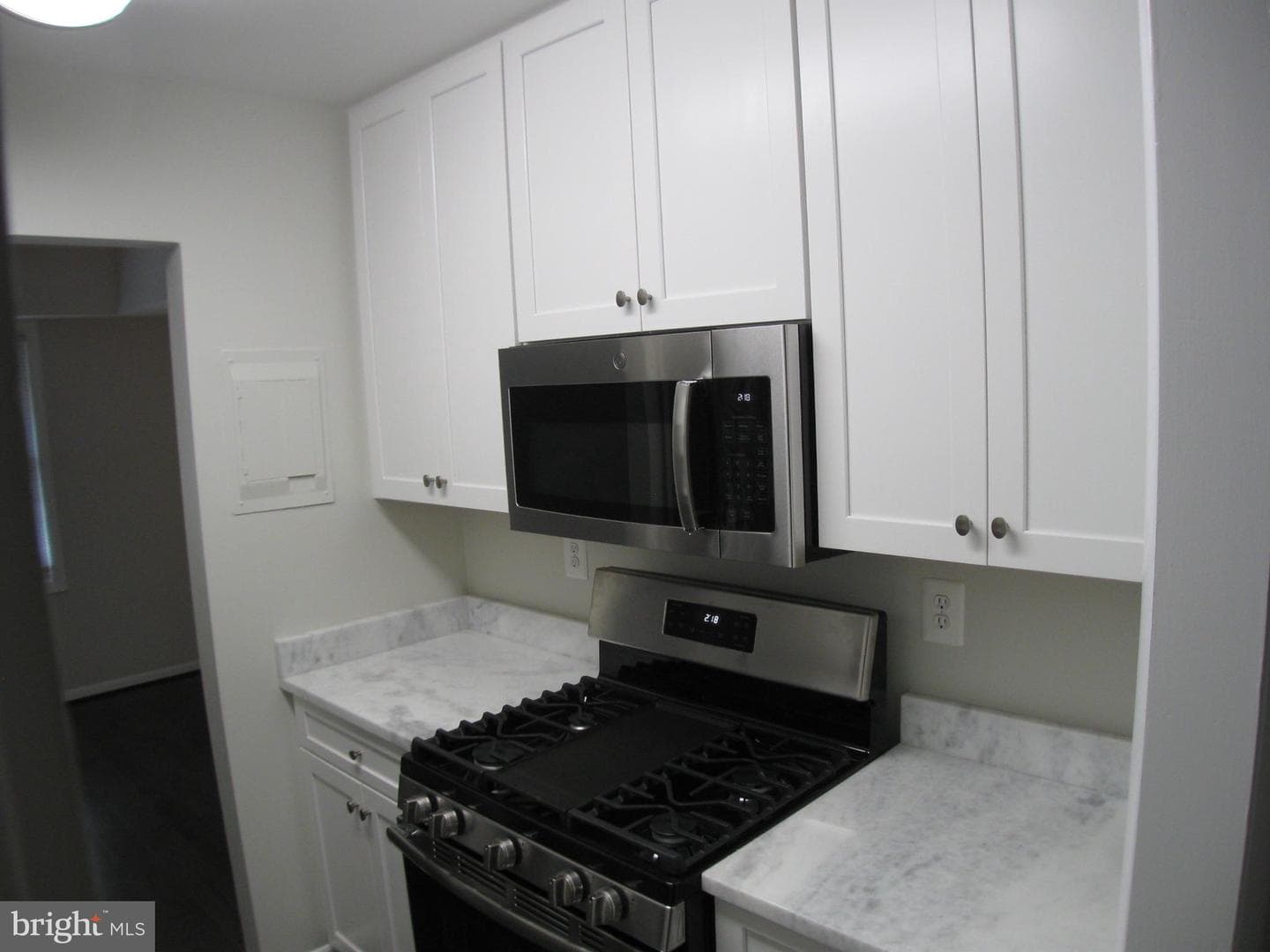 3874 Lyndhurst Drive #301 photo 6