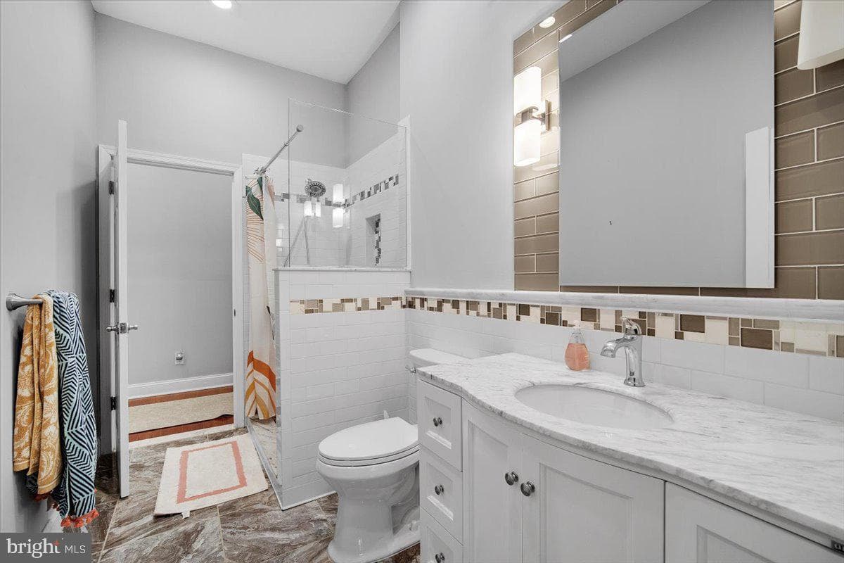 4020 Stone Wall Avenue photo 51