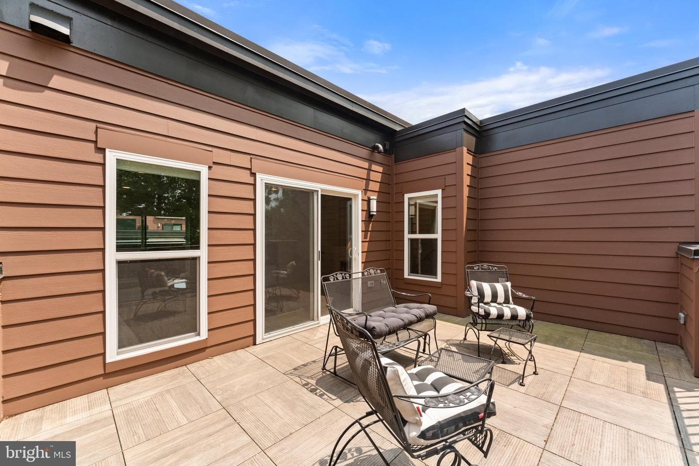 3546 Sutton Heights Circle photo 47