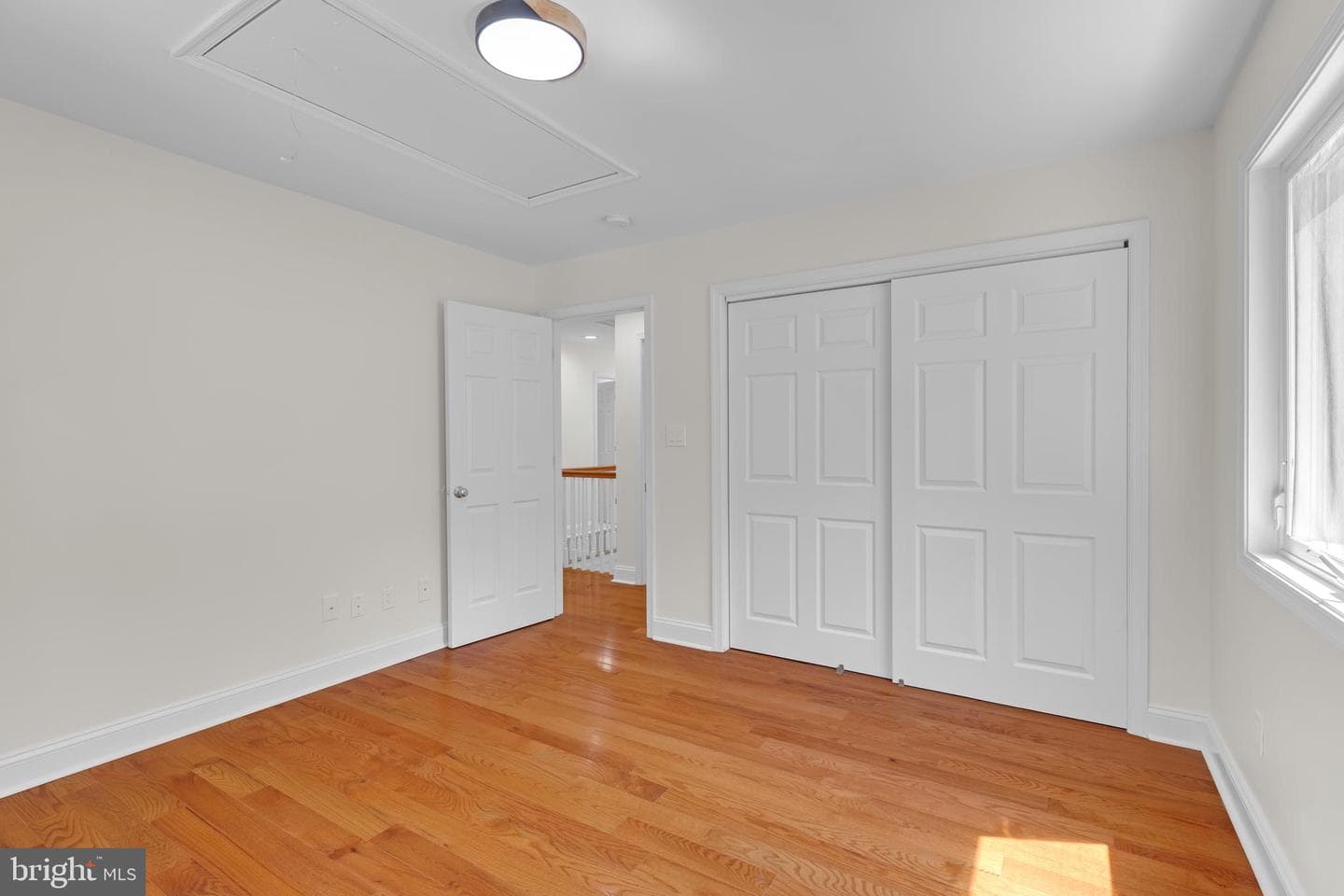 3805 Carolyn Avenue photo 24