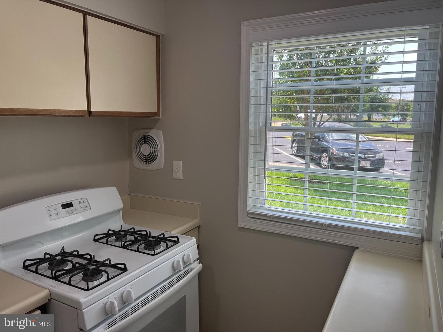 11104 Rock Garden Drive photo 2