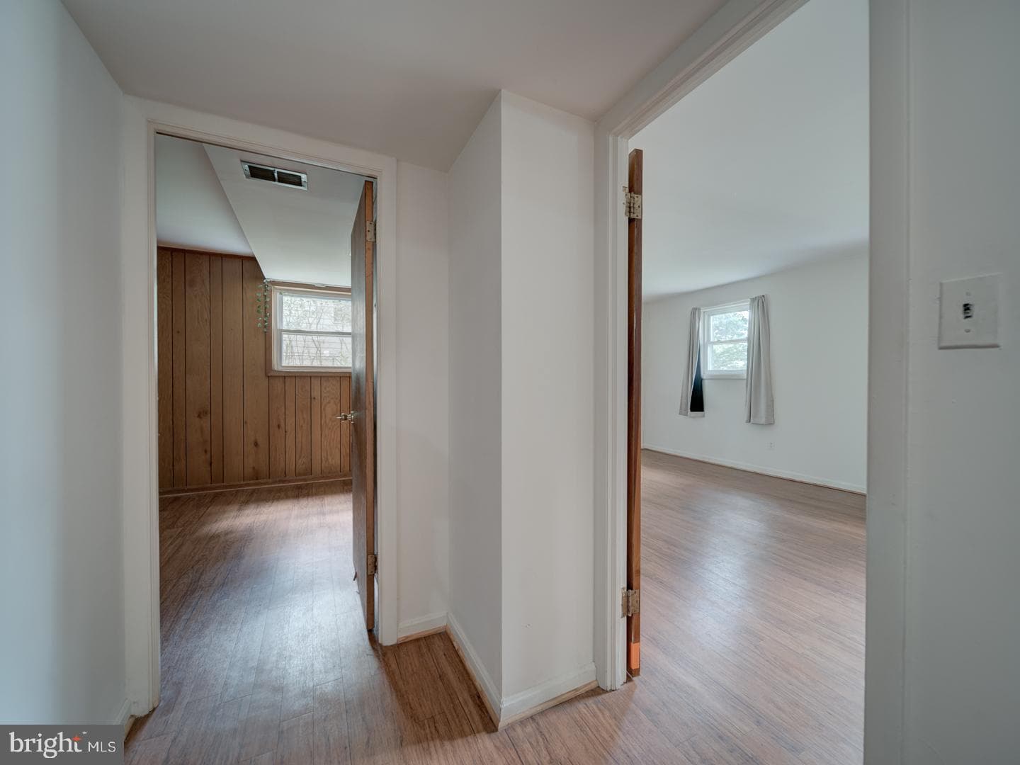 10928 Warwick Avenue photo 41