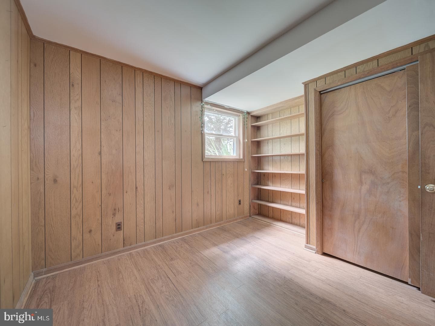 10928 Warwick Avenue photo 45