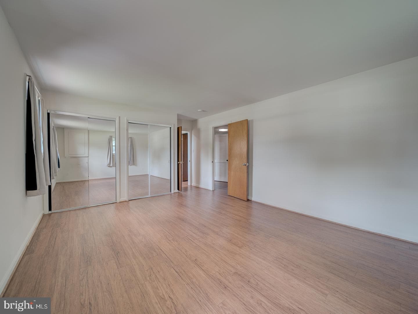 10928 Warwick Avenue photo 50