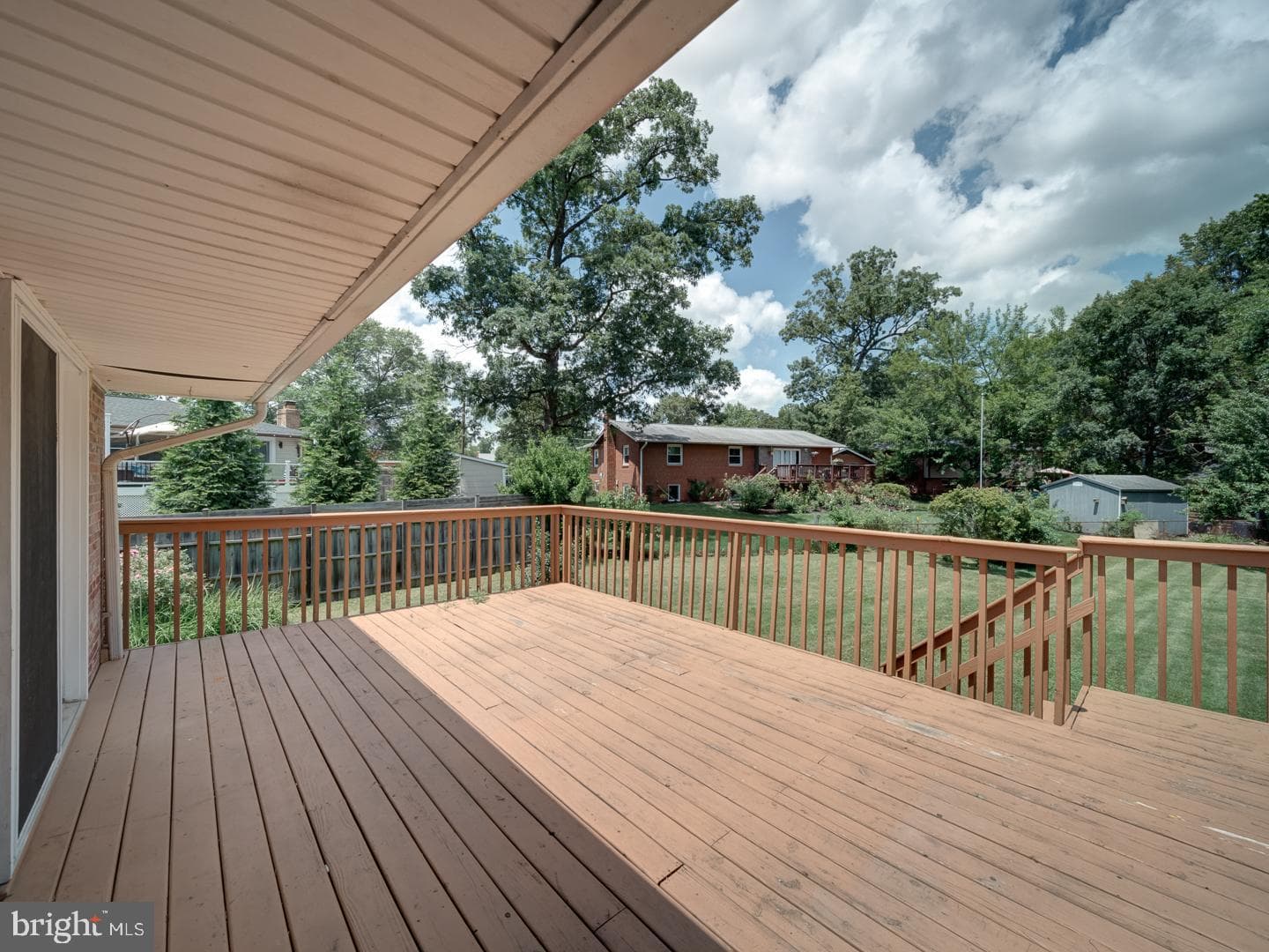 10928 Warwick Avenue photo 52