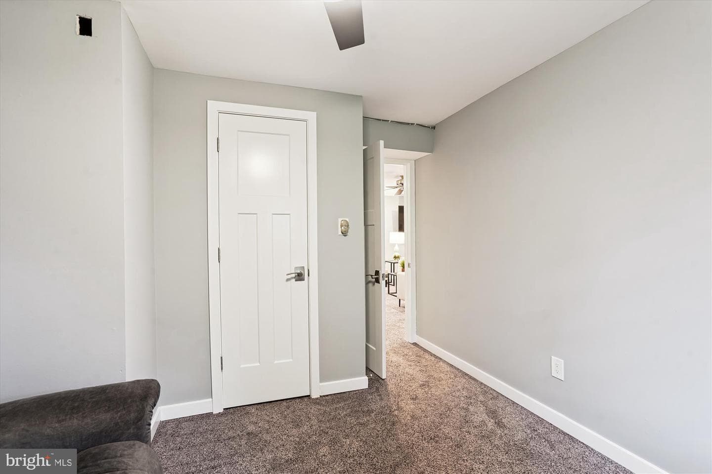 9811 Hampton Lane photo 39