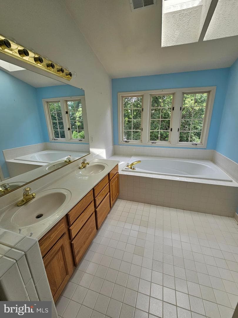 10450 Courtney Drive photo 36