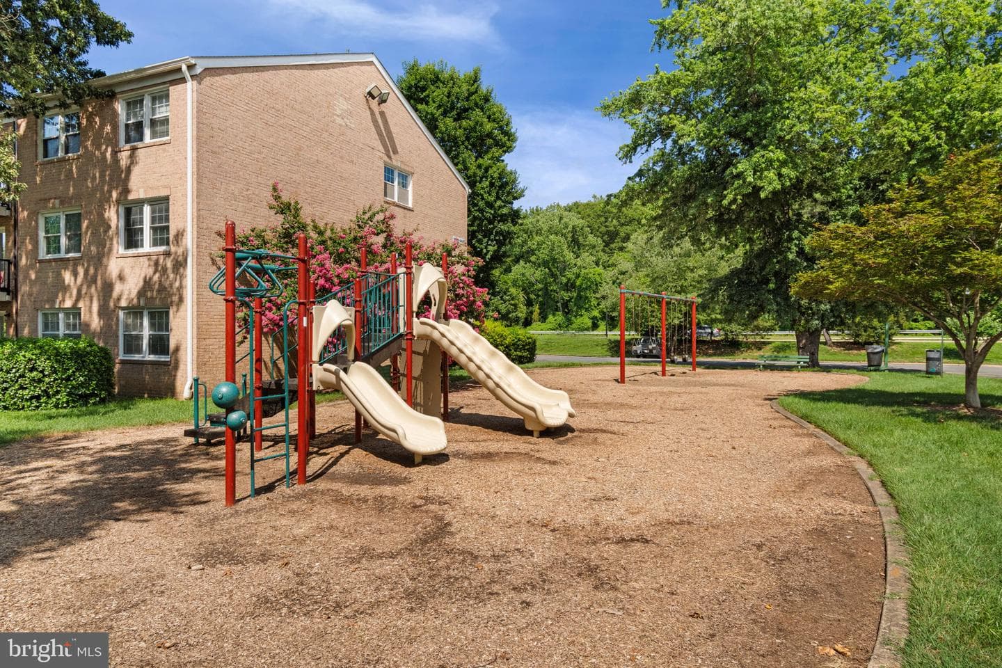 9445 Fairfax Boulevard #103 photo 27