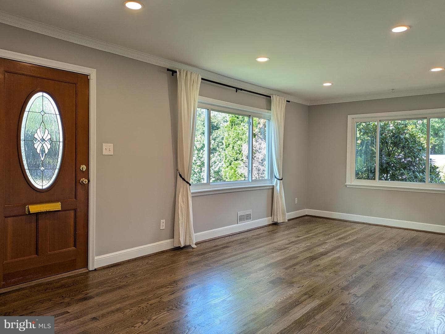 10009 Terry Street photo 57