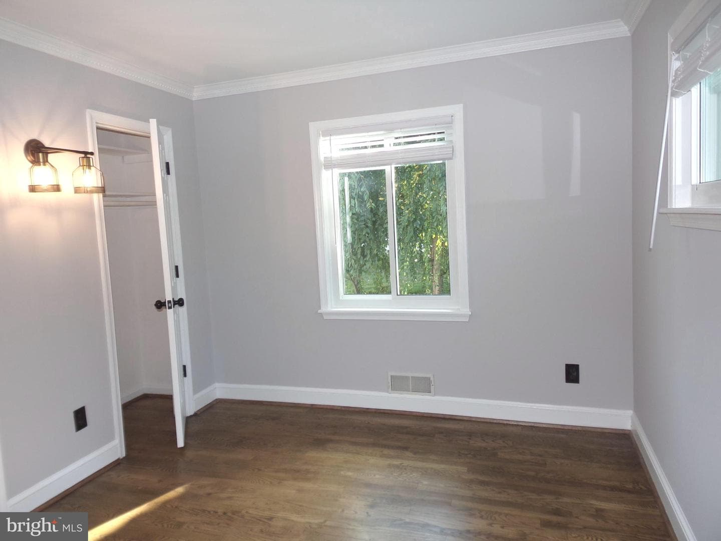 10009 Terry Street photo 64