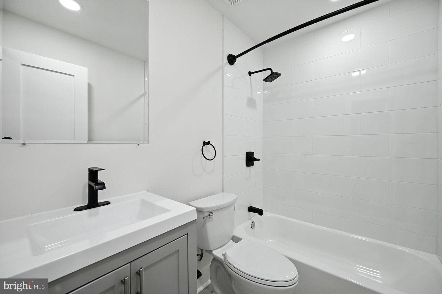 3886 Bradwater Street photo 23