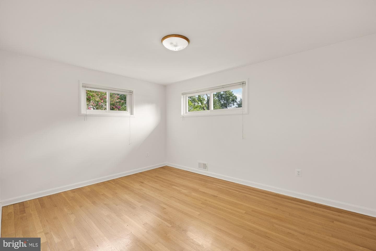 3608 Embassy Lane photo 21