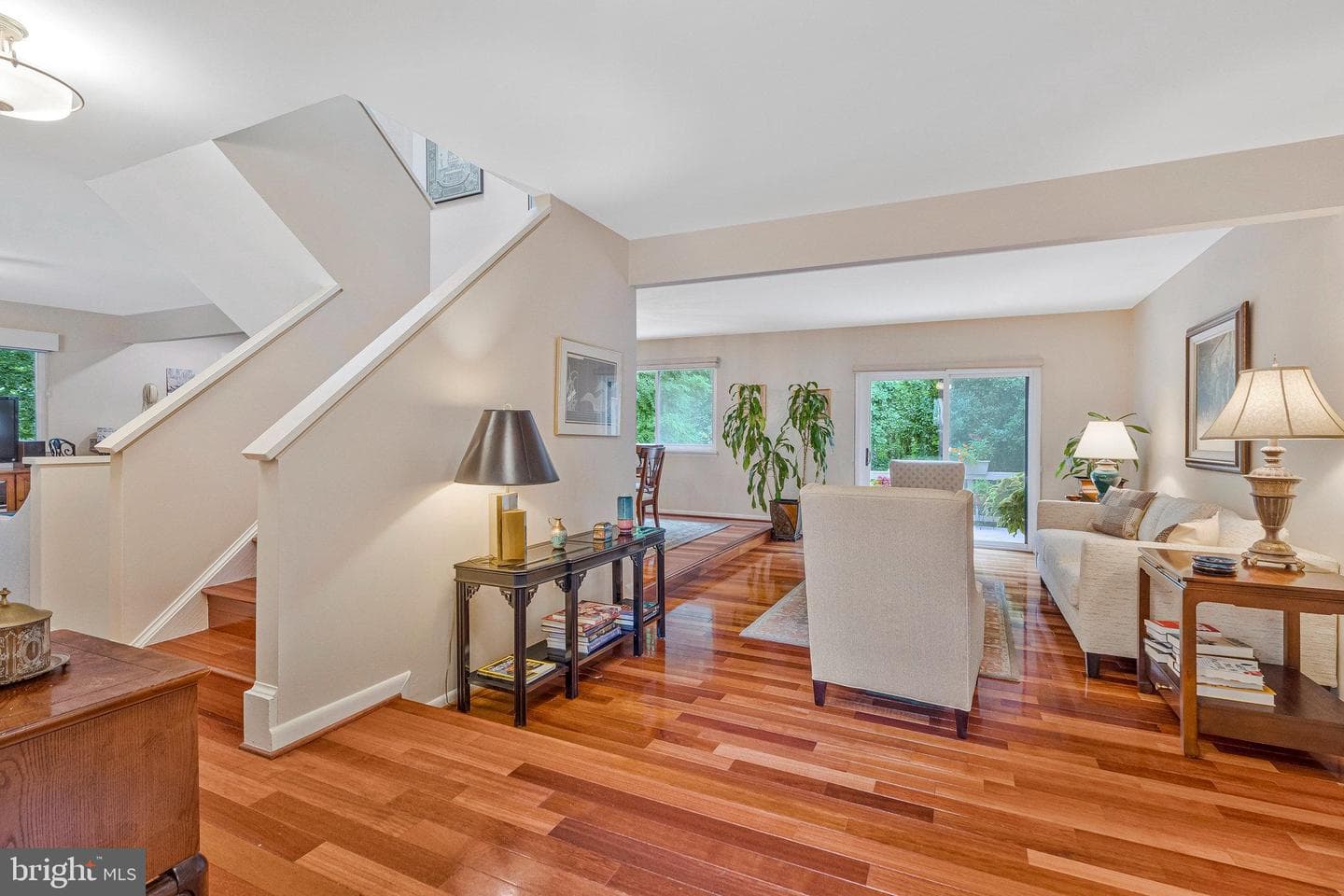 3800 Hemlock Way photo 7