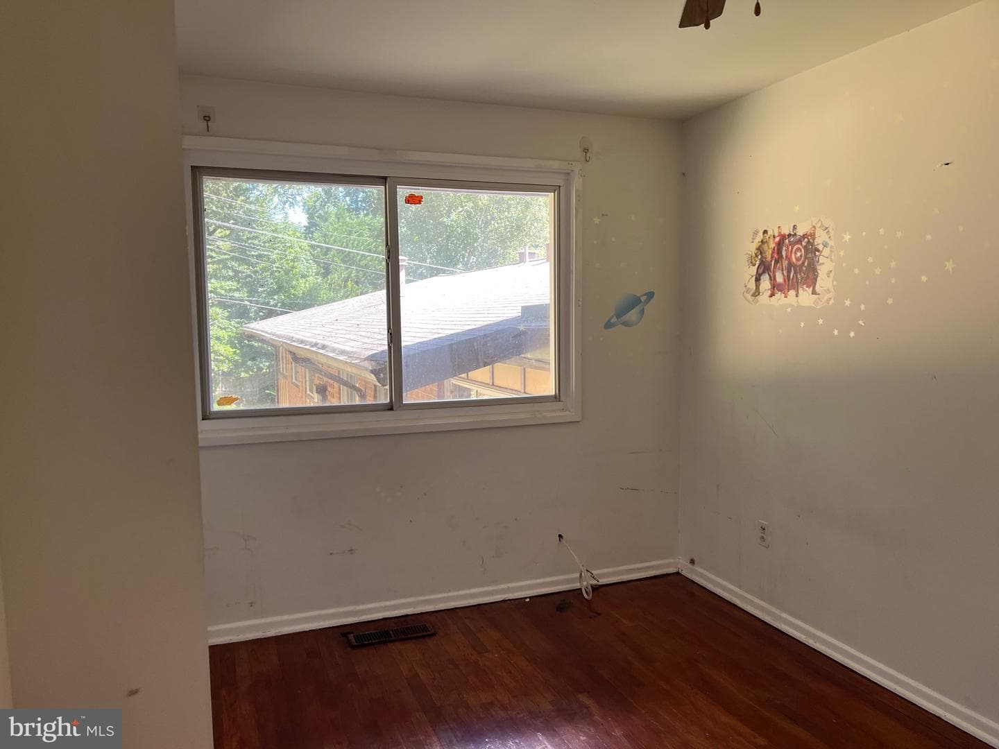 10136 Fair Woods Drive photo 11