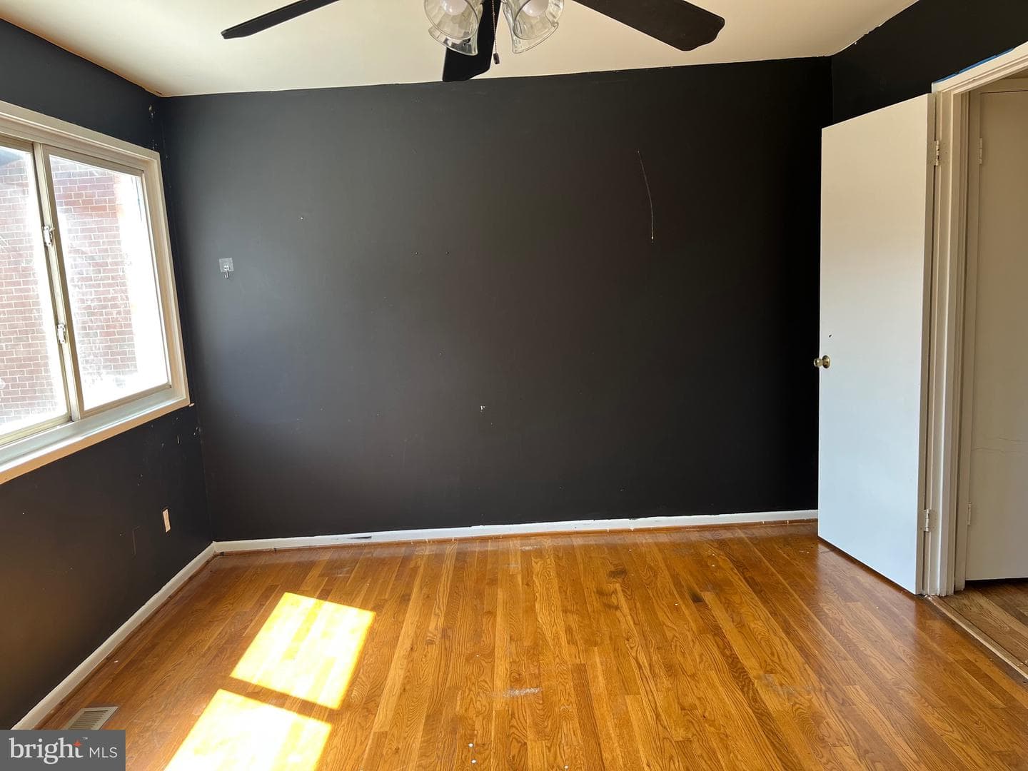 10136 Fair Woods Drive photo 13