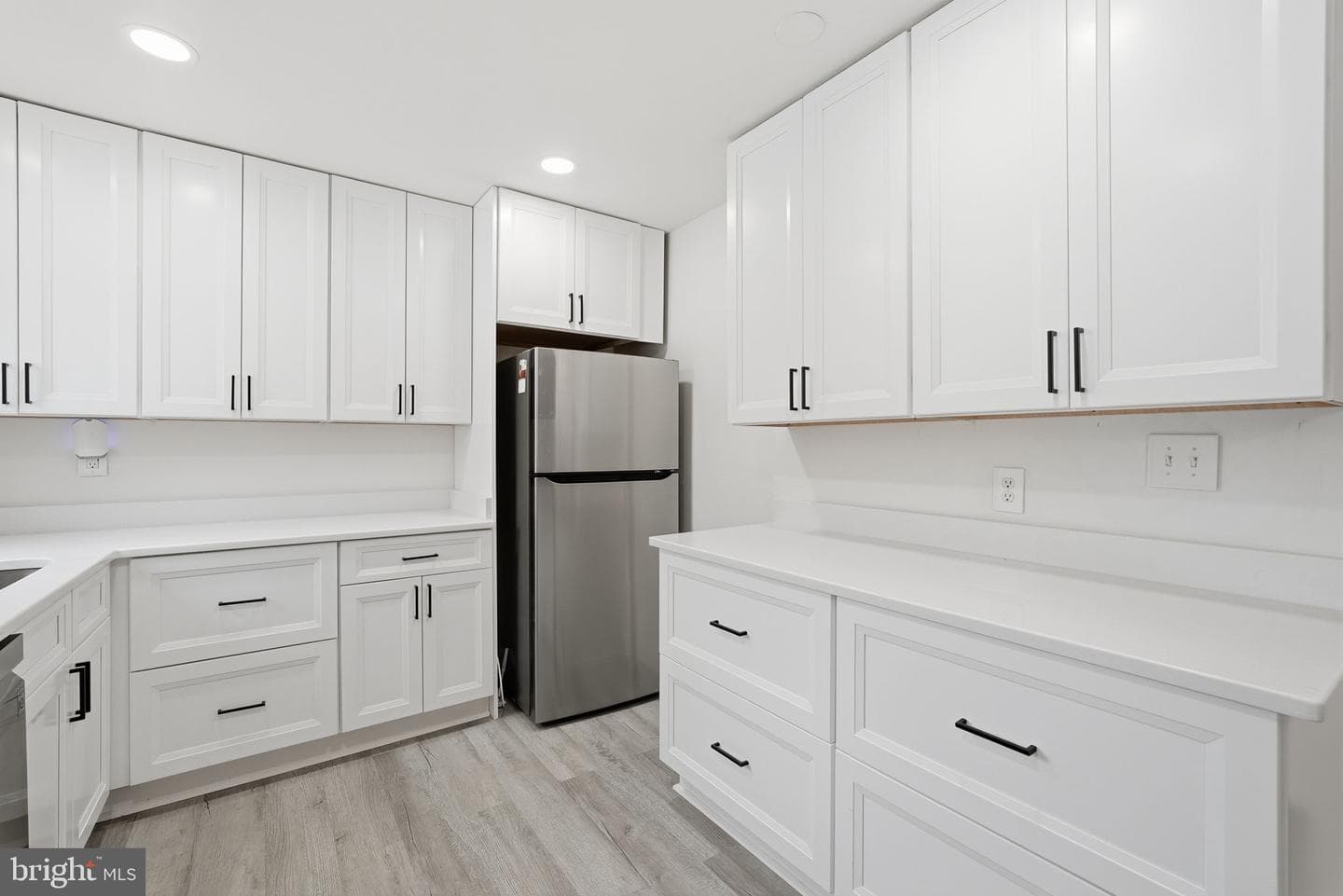 10911 Maple Street photo 11