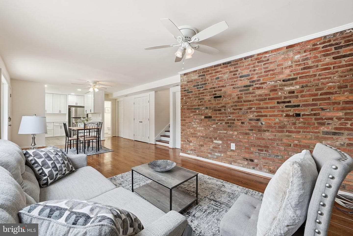 10911 Maple Street photo 8