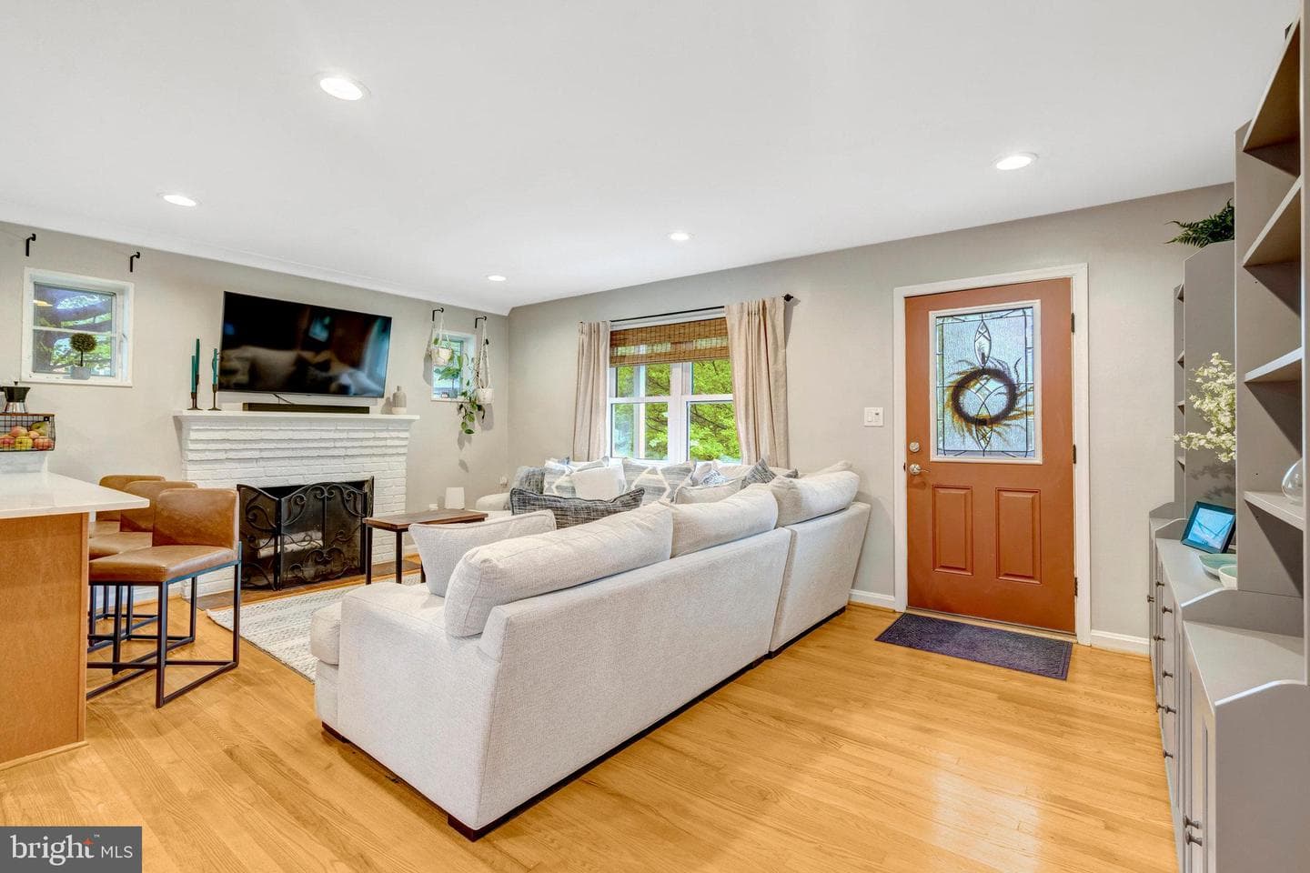 3907 Fairview Drive photo 5