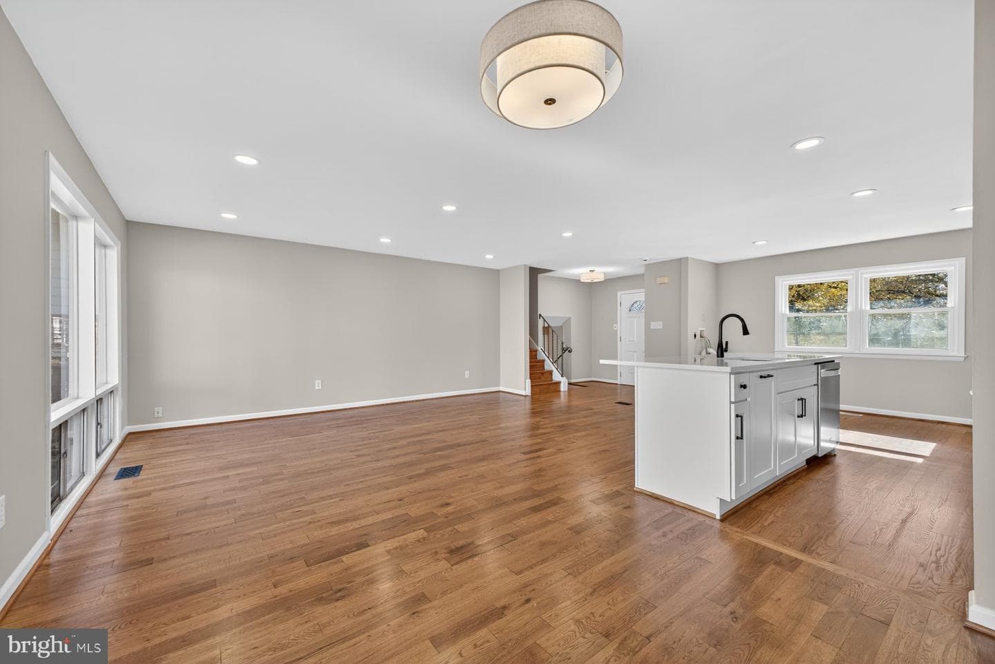 10230 Antietam Avenue photo 13