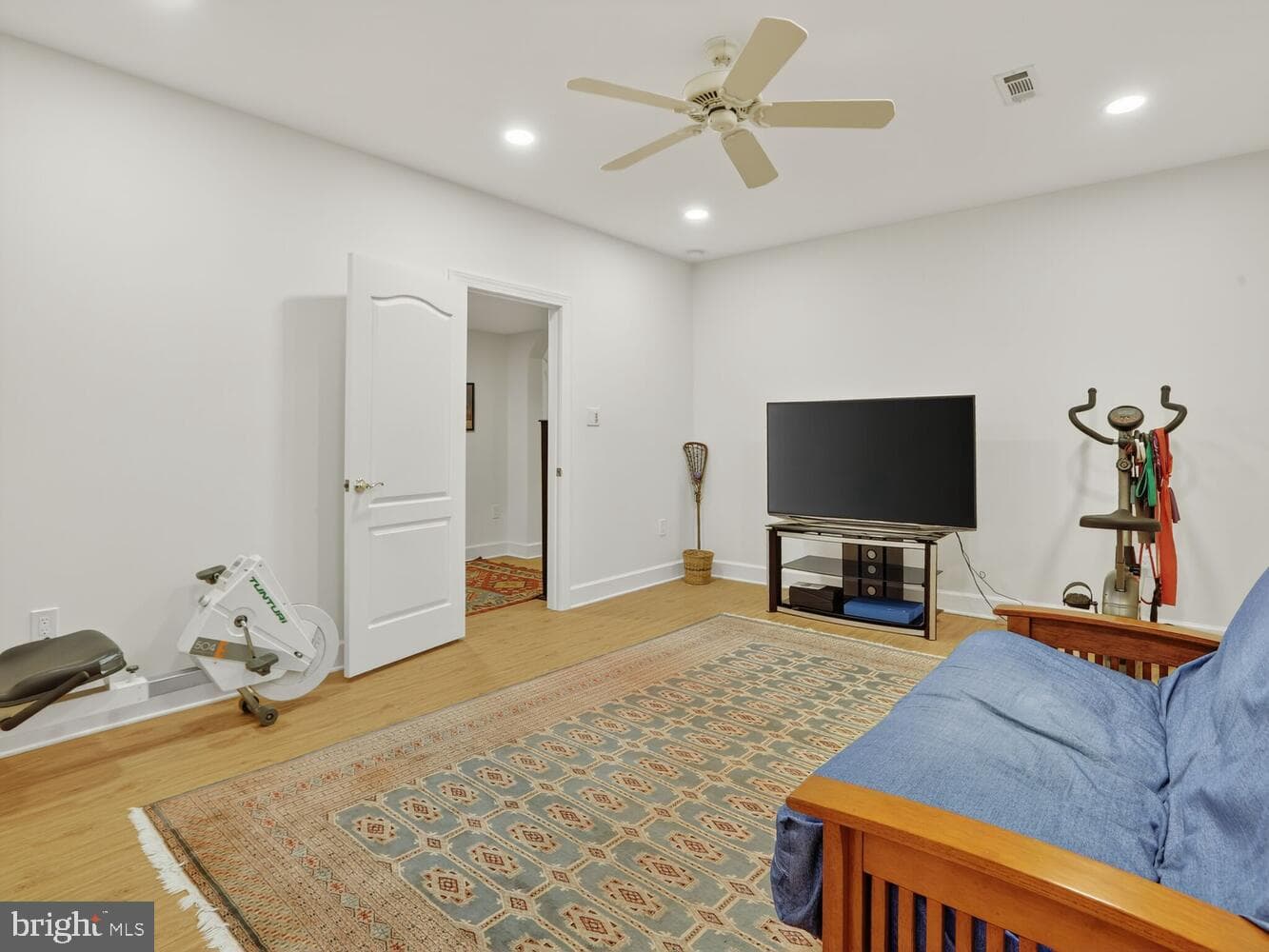 10702 Simpson Mews Lane photo 57