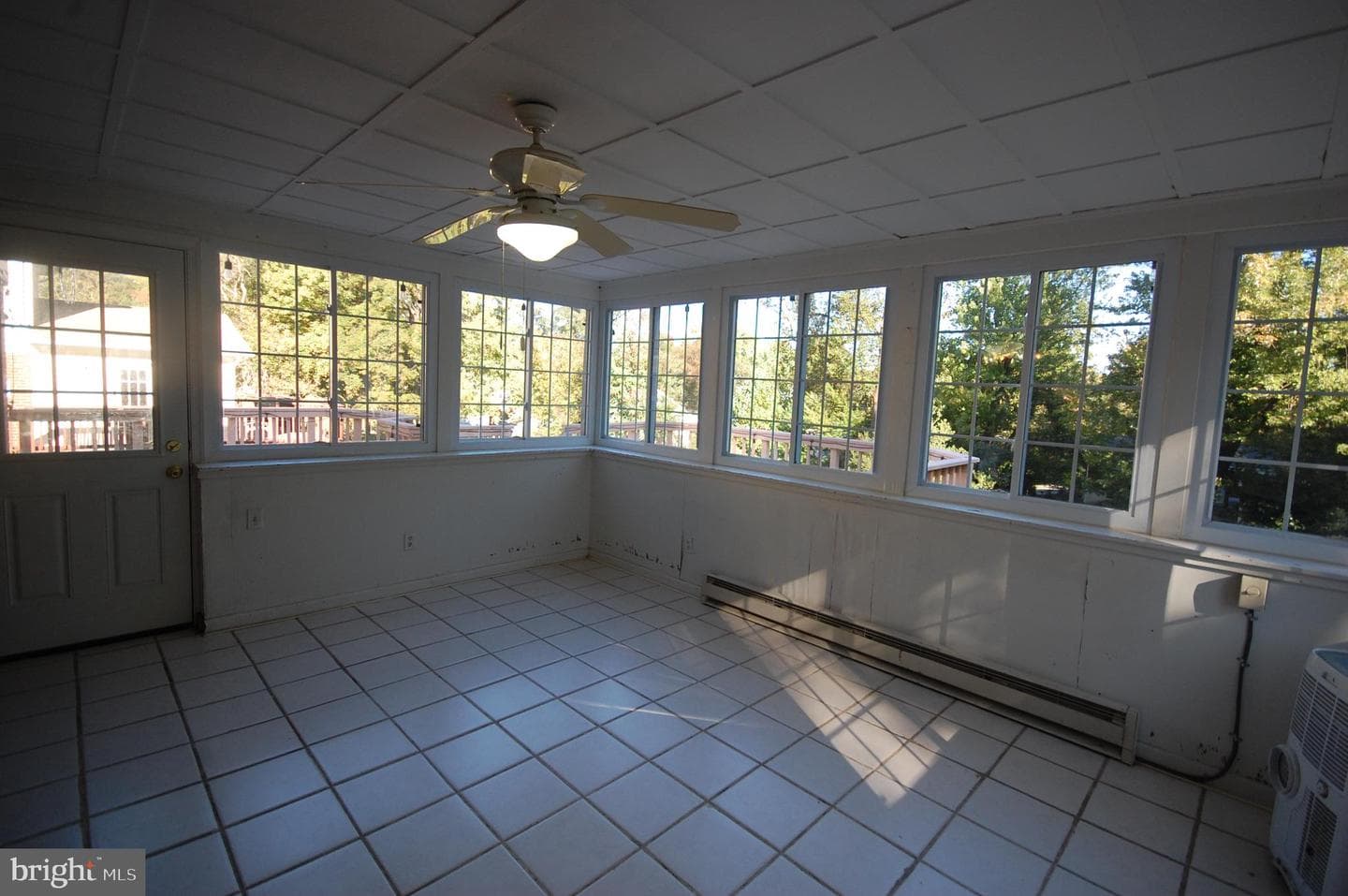 10006 Hunter Street photo 23
