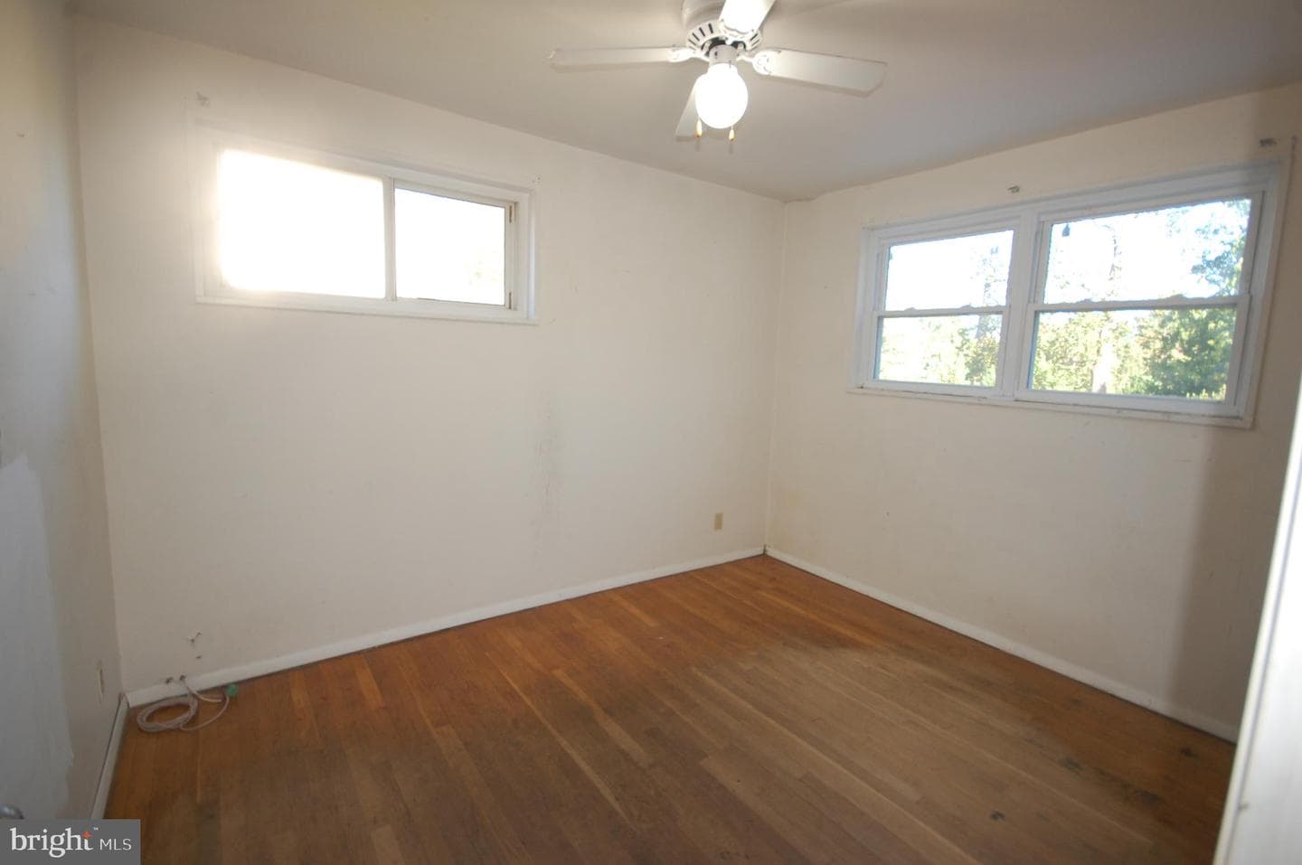 10006 Hunter Street photo 25