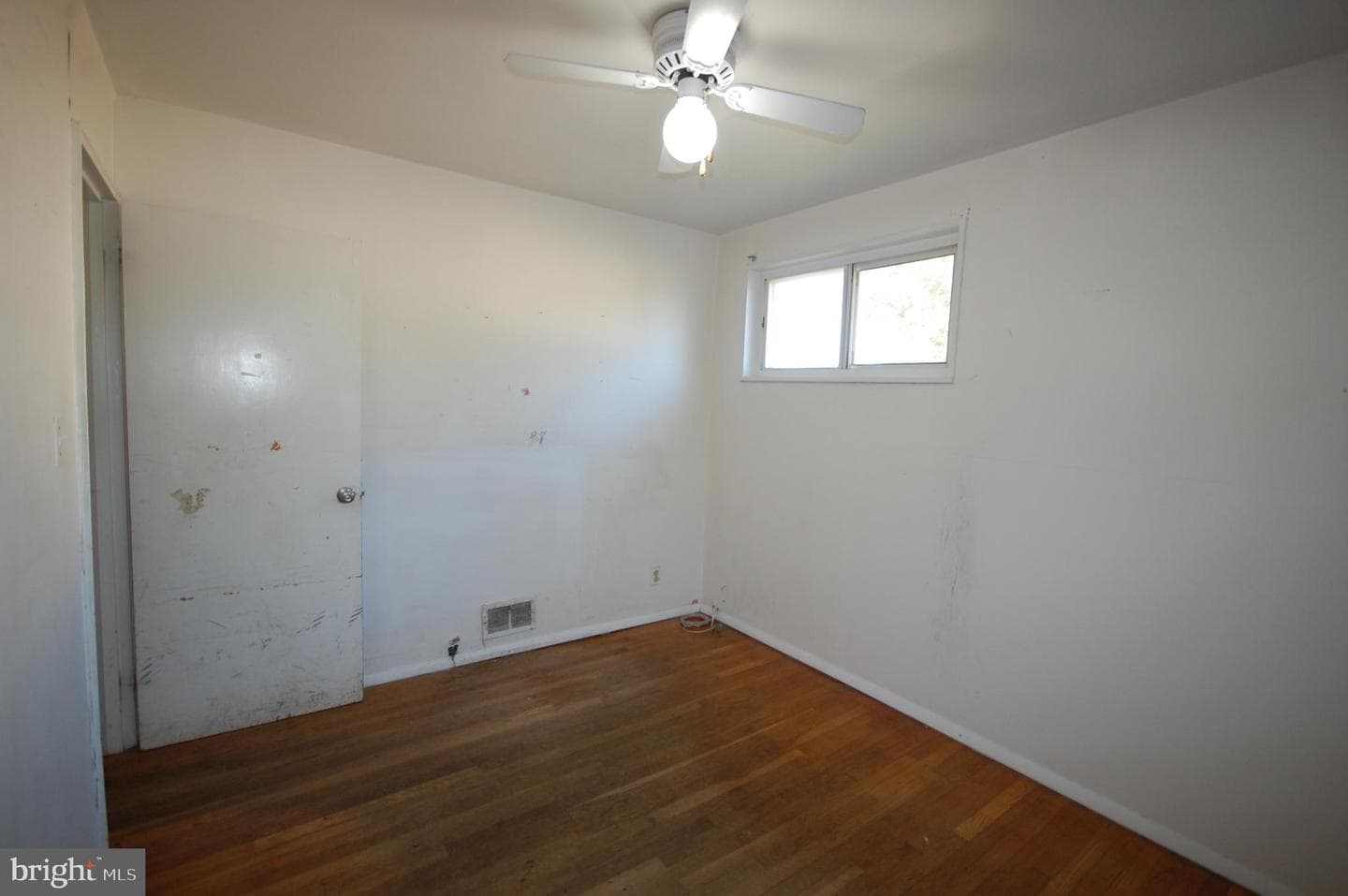 10006 Hunter Street photo 26