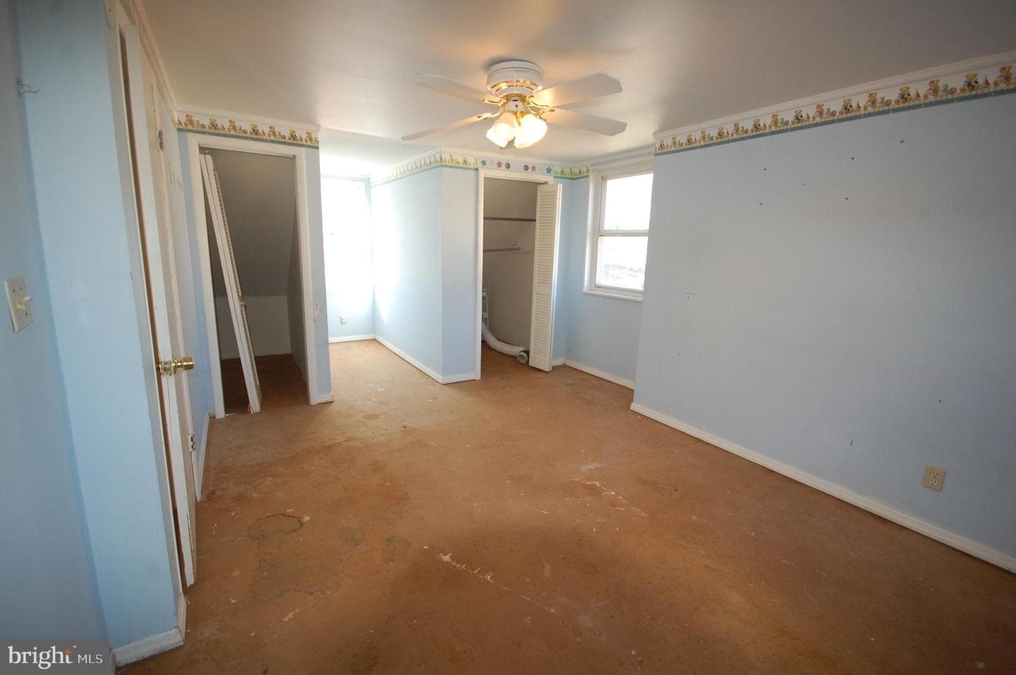 10006 Hunter Street photo 30