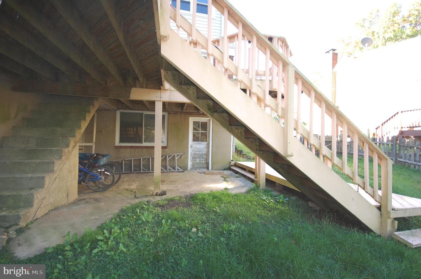 10006 Hunter Street photo 8