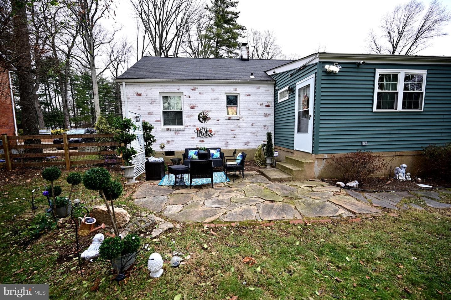 10833 Warwick Avenue photo 20