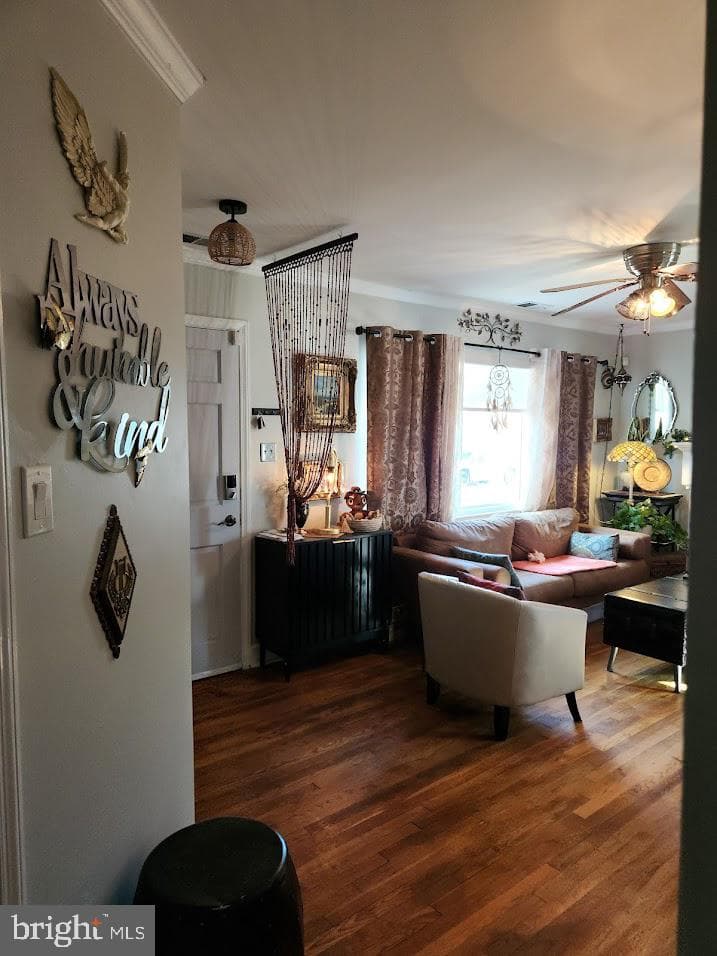 10833 Warwick Avenue photo 57