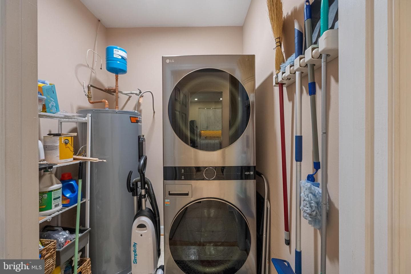 10328 Sager Avenue #424 photo 35