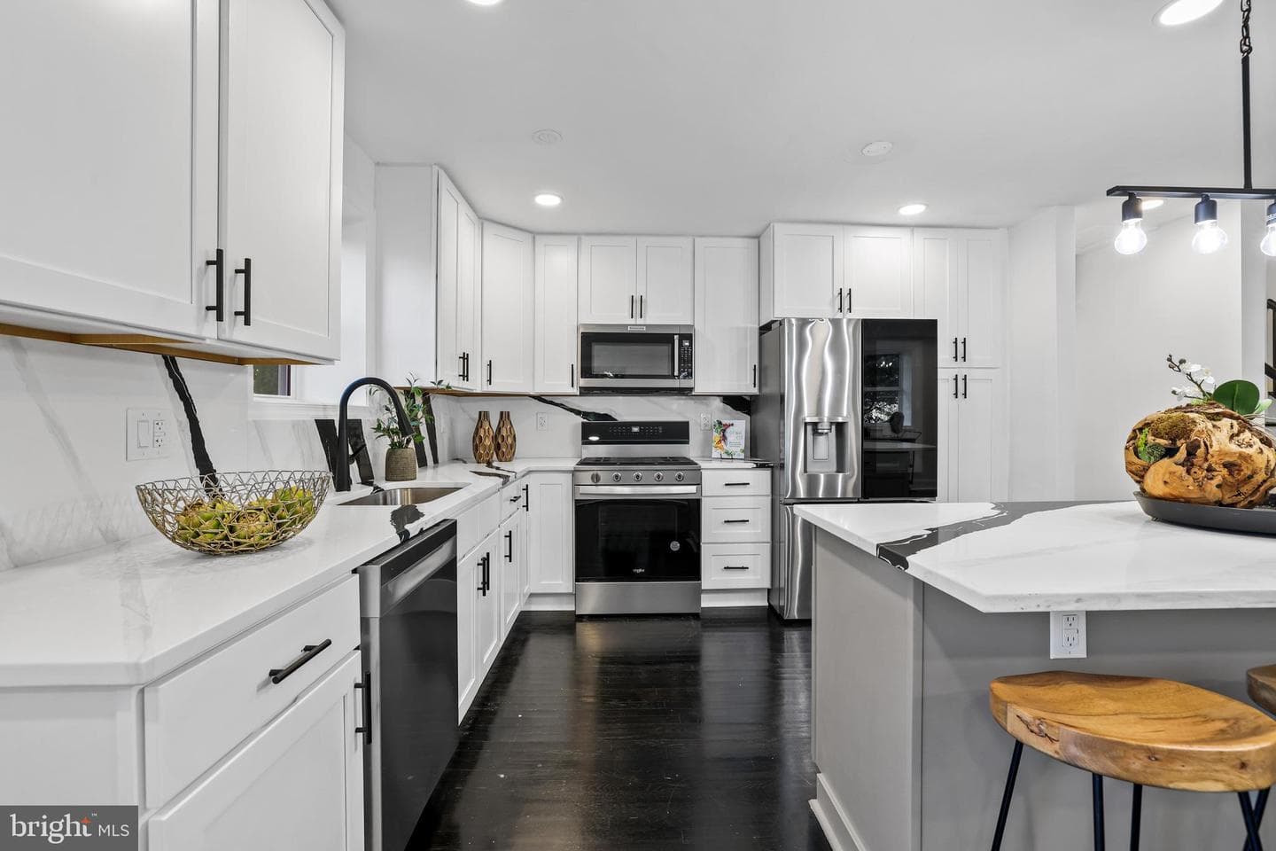 10404 Forest Avenue photo 14