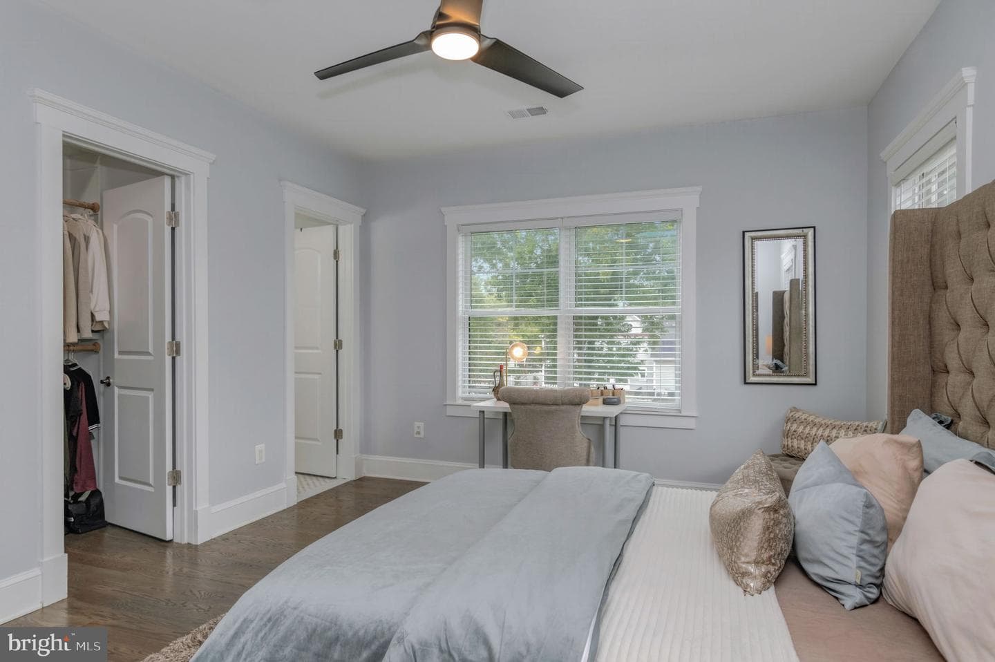 10708 Warwick Avenue photo 34