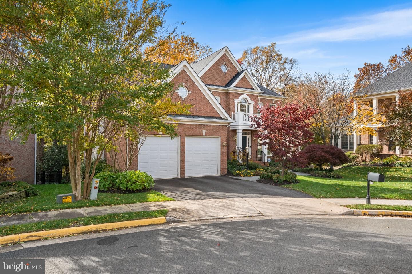 10121 Ratcliffe Manor Drive photo 3