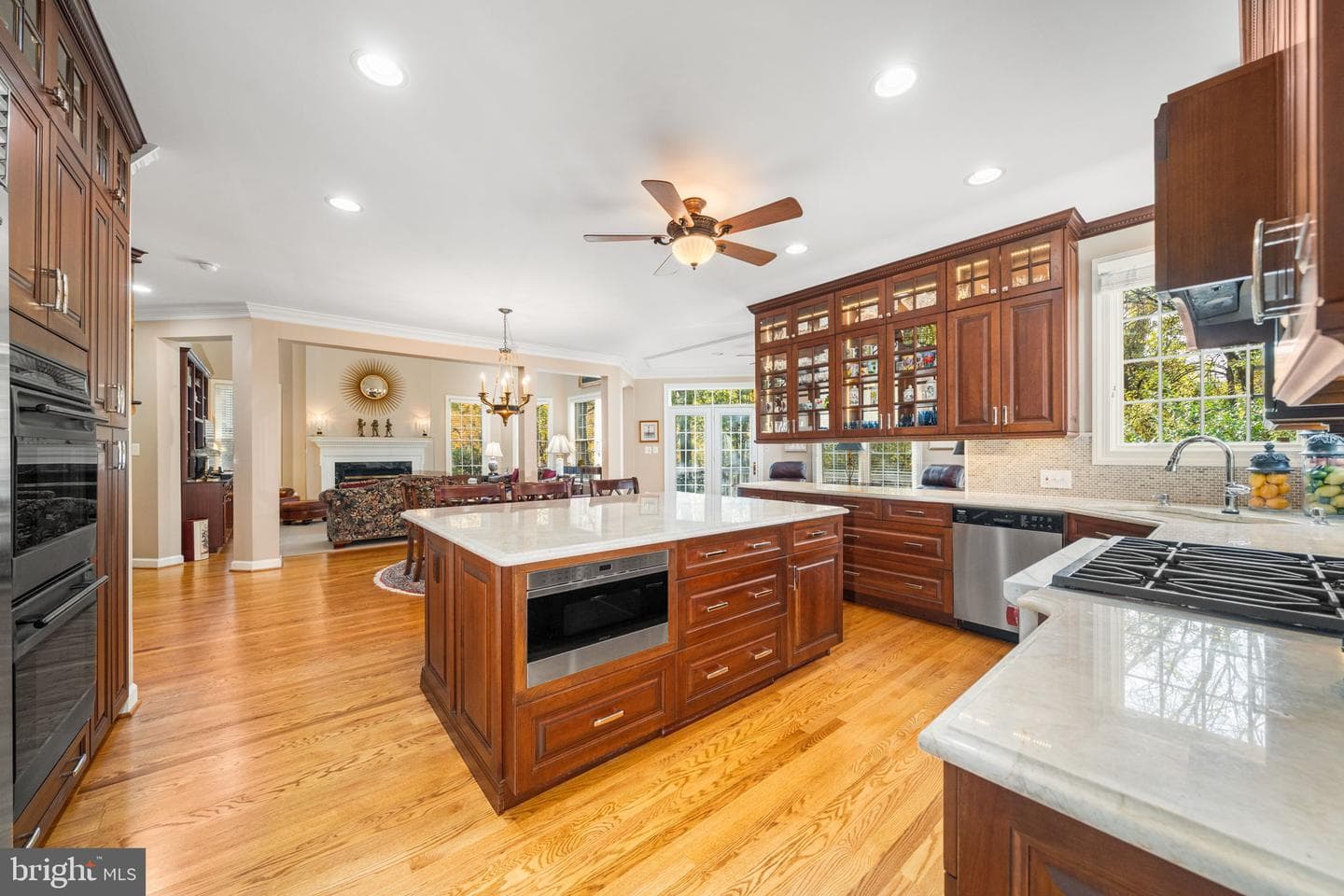 10121 Ratcliffe Manor Drive photo 31