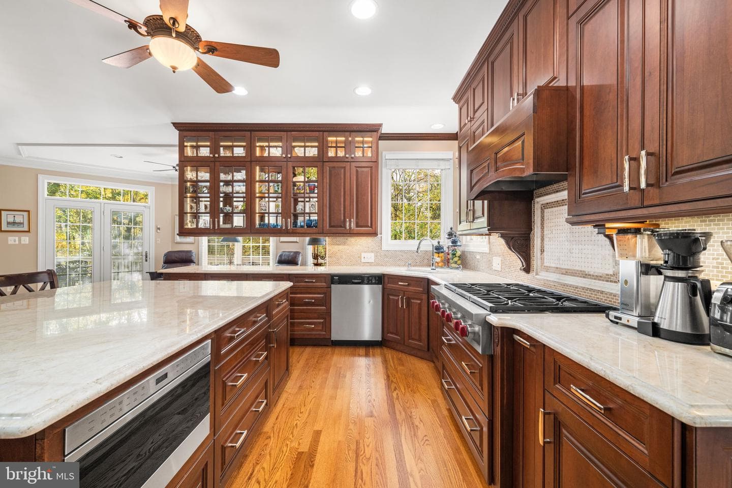 10121 Ratcliffe Manor Drive photo 32