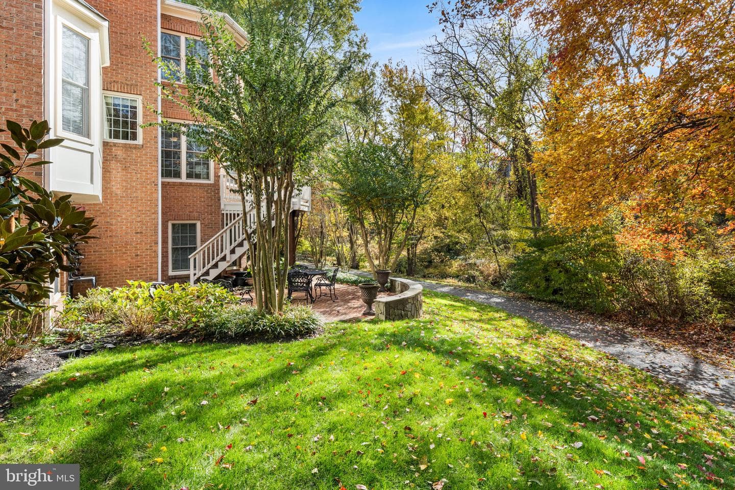 10121 Ratcliffe Manor Drive photo 9