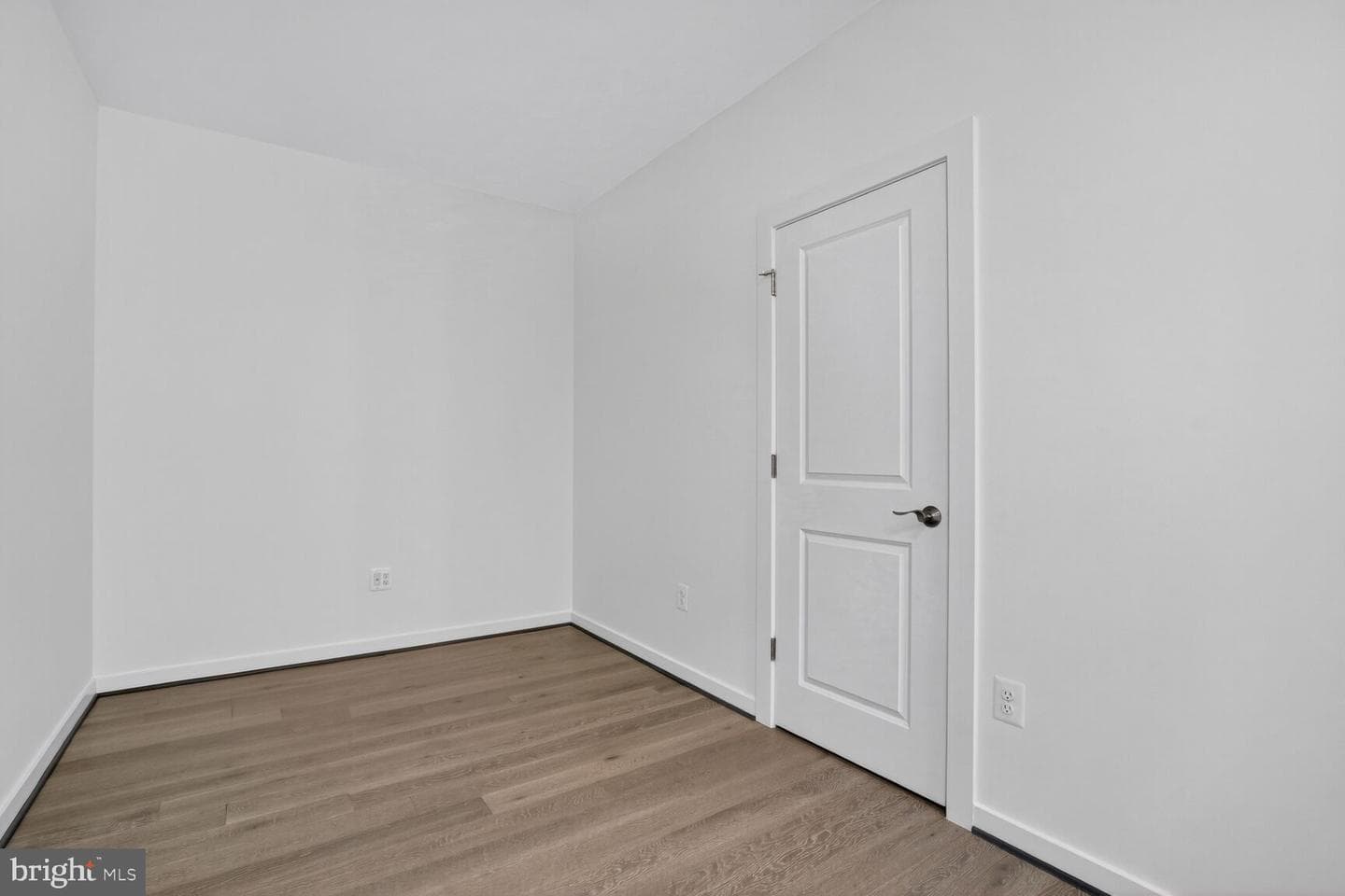 9450 Silver King Court #401 photo 12