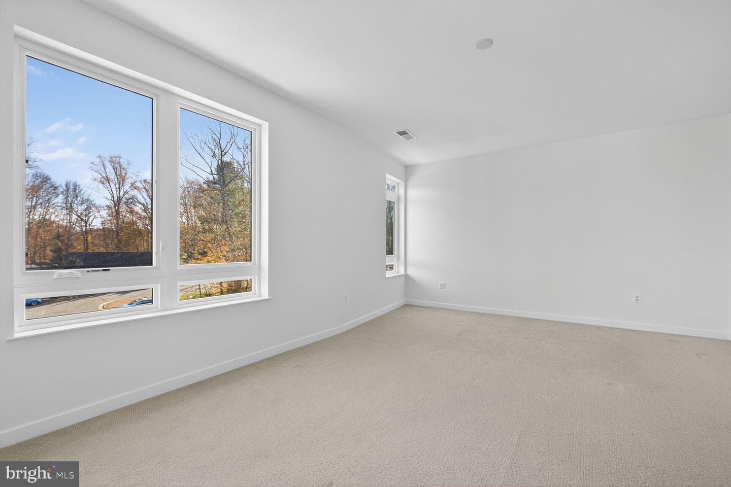 9450 Silver King Court #401 photo 13