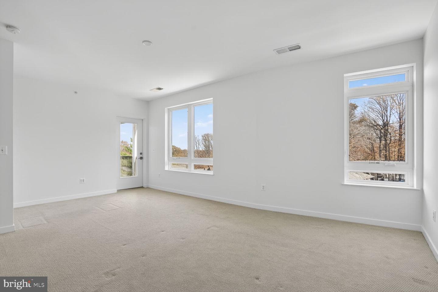 9450 Silver King Court #401 photo 15