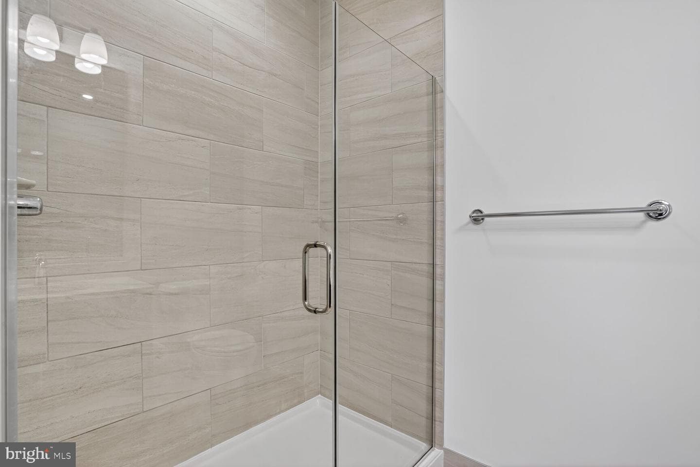 9450 Silver King Court #401 photo 18