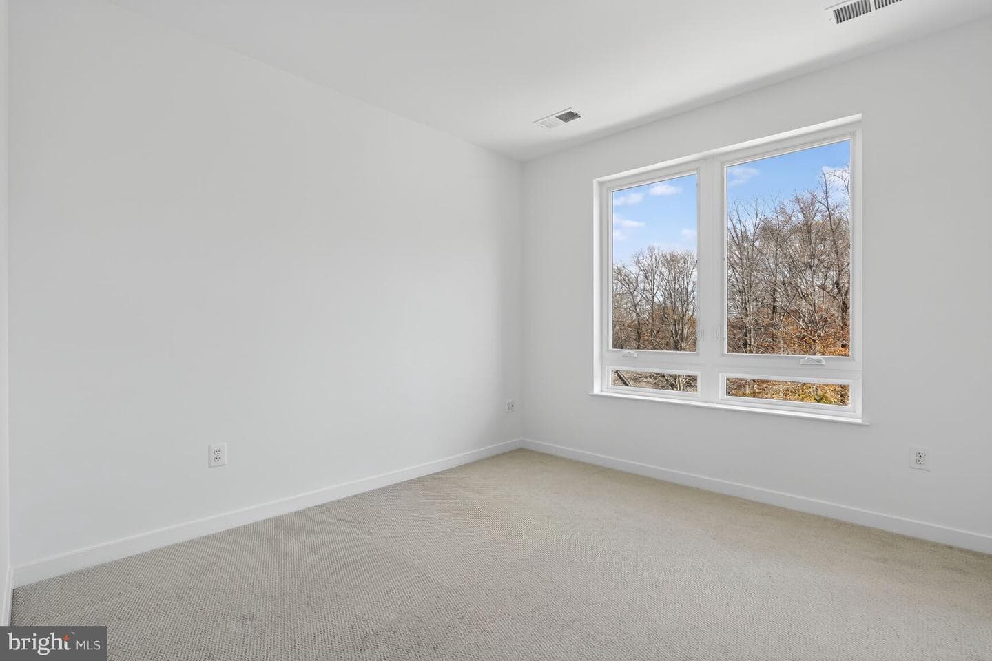 9450 Silver King Court #401 photo 19