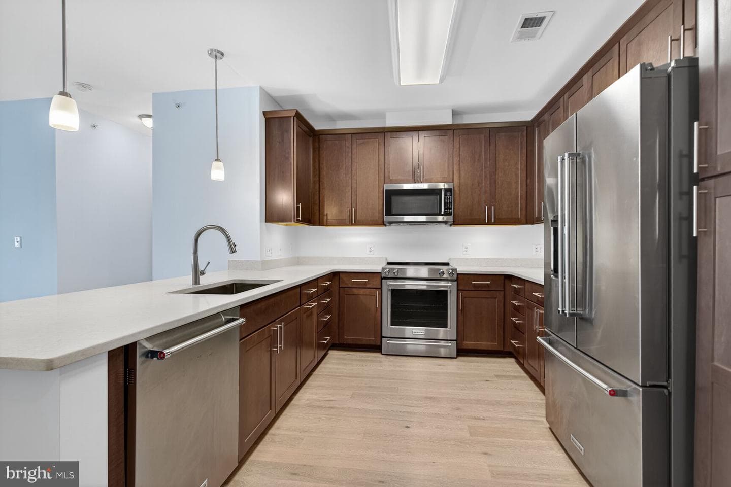 9450 Silver King Court #401 photo 4