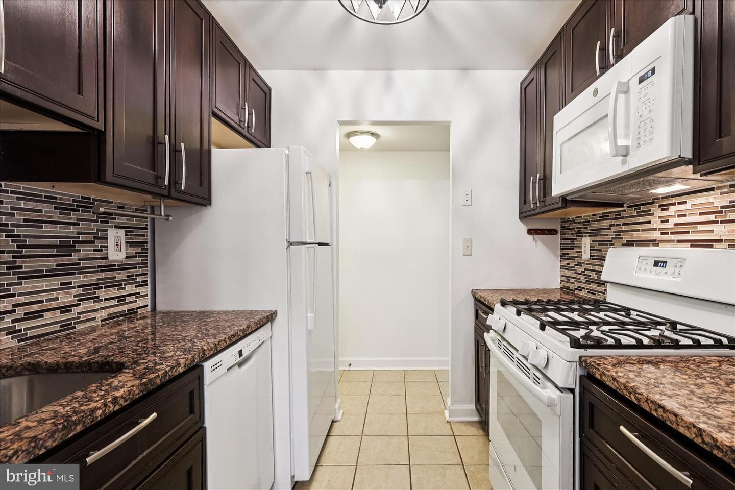 3874 Lyndhurst Drive #103 photo 7