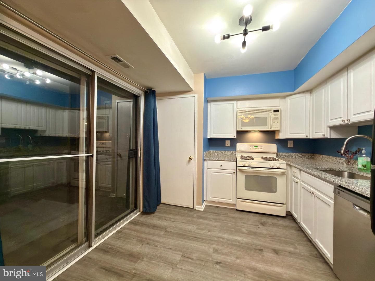 10135 Fair Woods Drive photo 24
