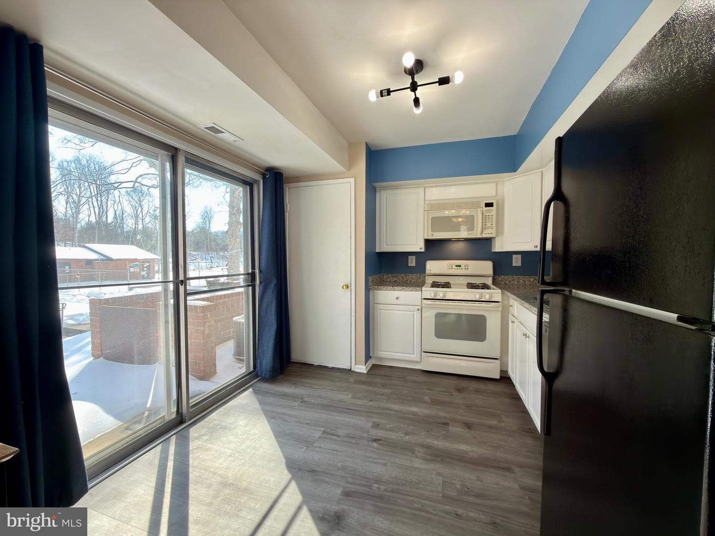 10135 Fair Woods Drive photo 25