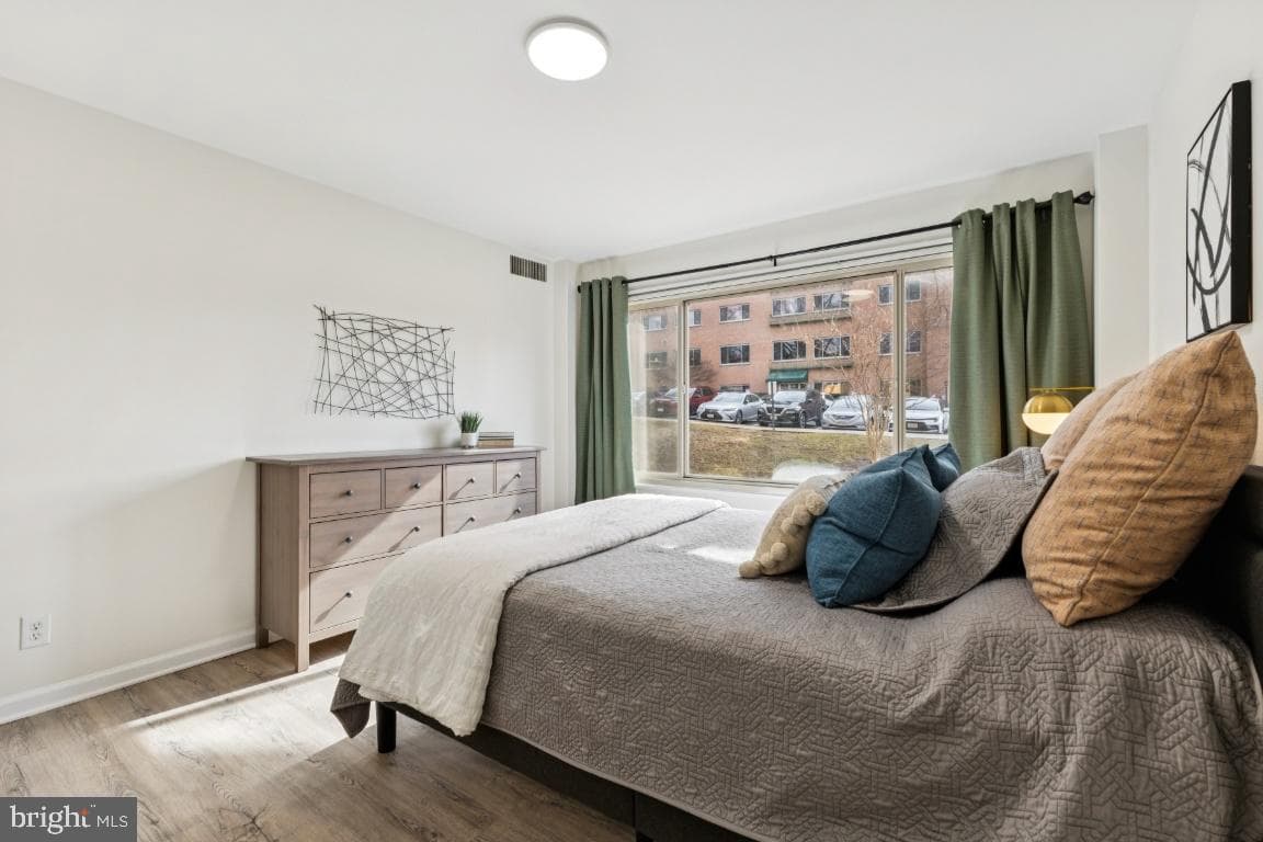 10570 Main Street #202 photo 14